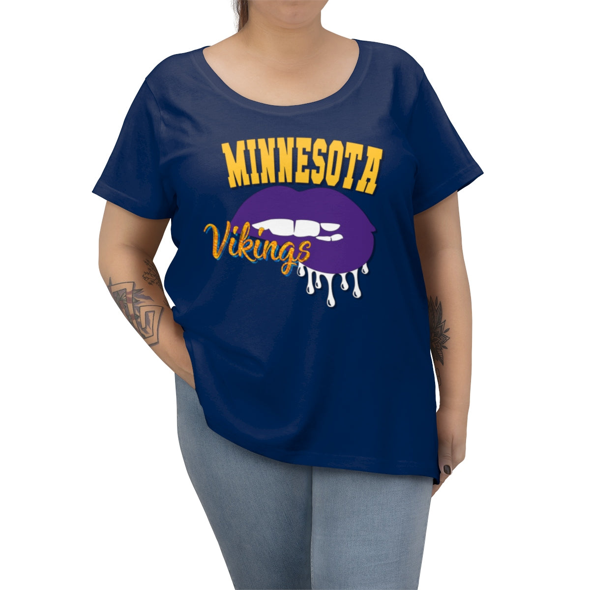 Vikings inspired Football Dripping Lips Women's Curvy Tee