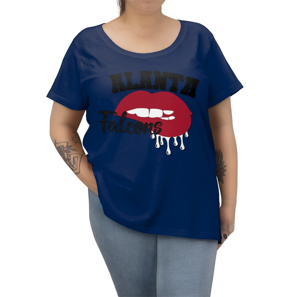 Atlanta Falcons Women's Curvy Tee