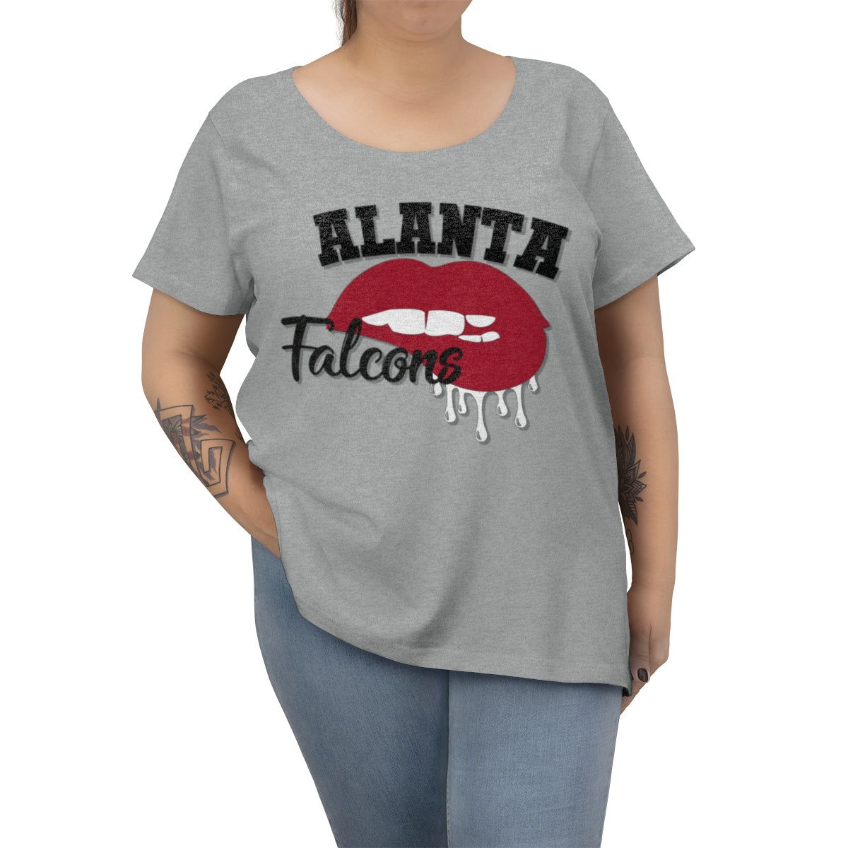 Atlanta Falcons Women's Curvy Tee