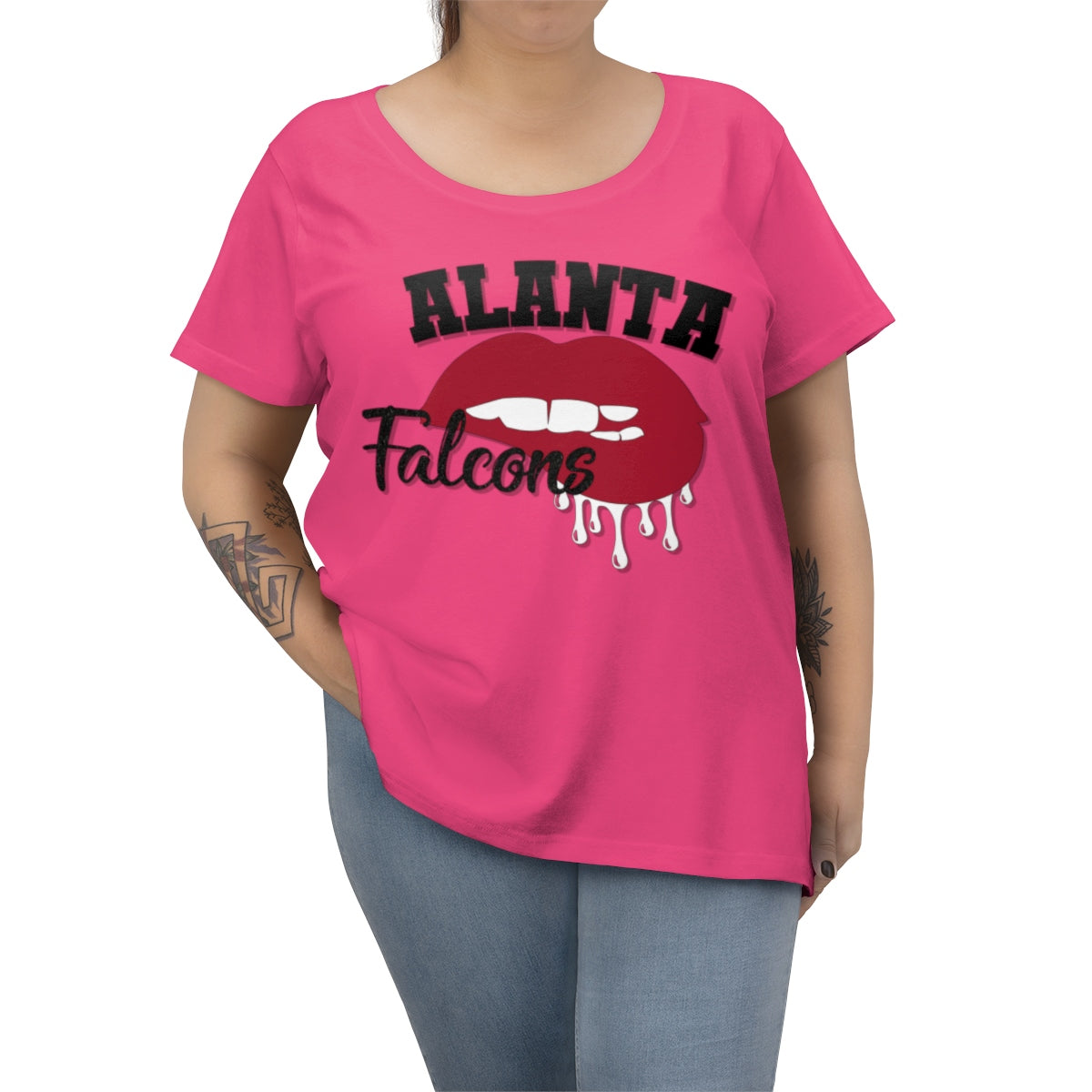 Atlanta Falcons Women's Curvy Tee